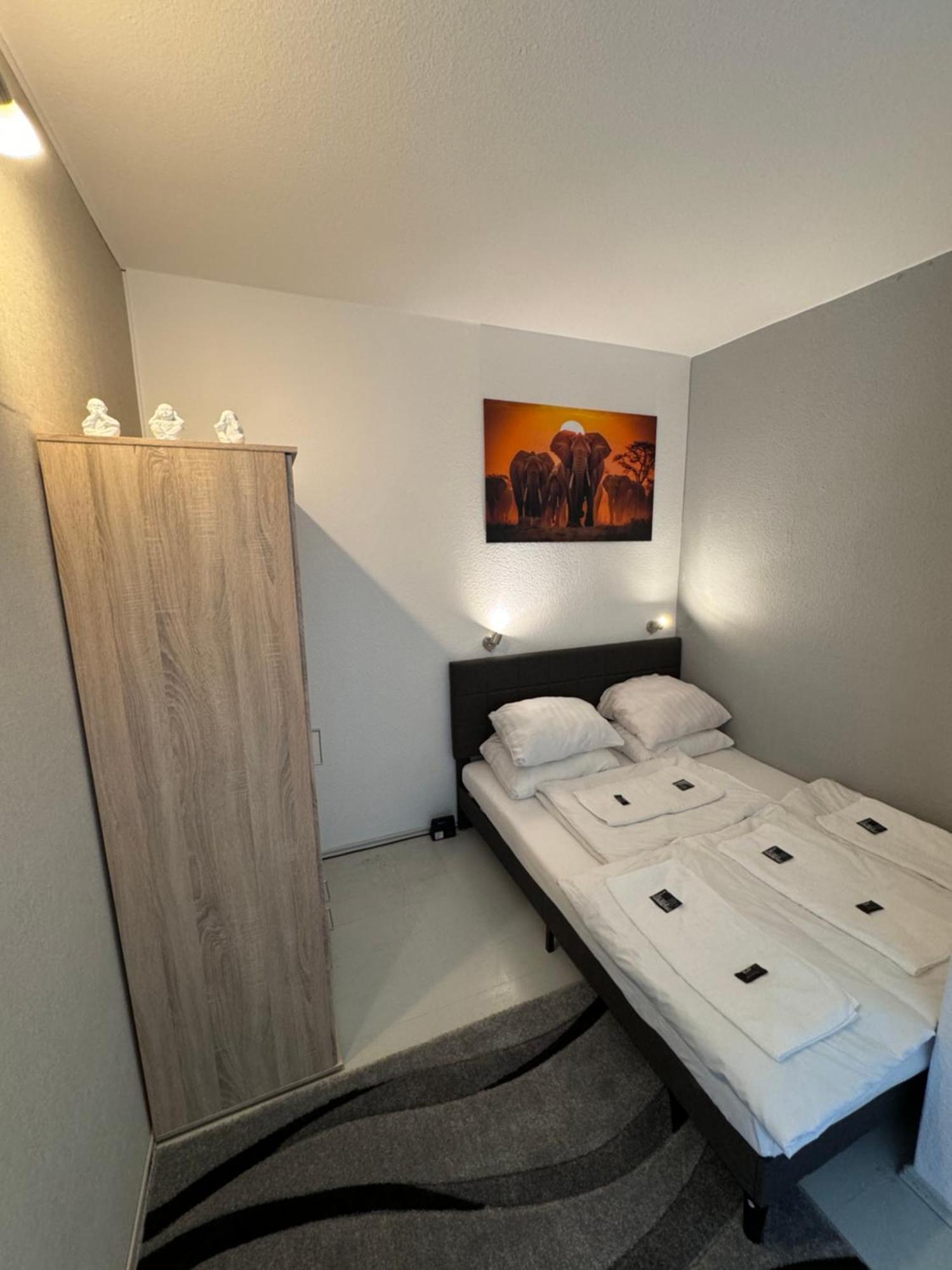 Hubert Apartment Берлин Екстериор снимка