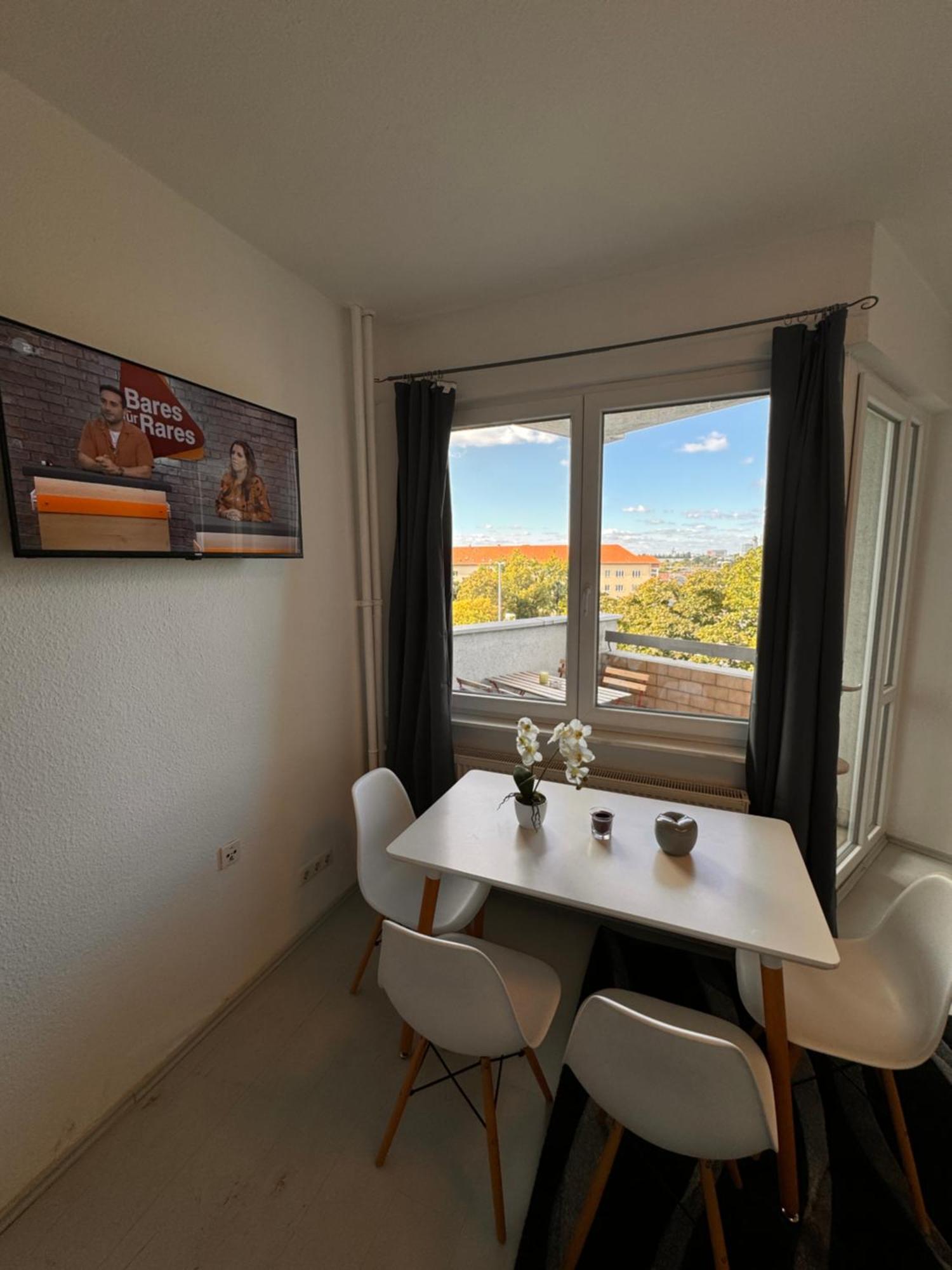 Hubert Apartment Берлин Екстериор снимка